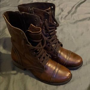 🔺SOLD🔺 Steve Madden Troopa Combat Boot